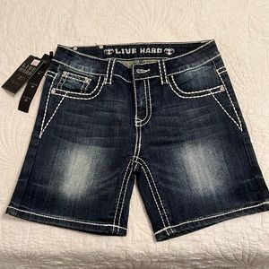 Live hard play hard jean shorts, size 28